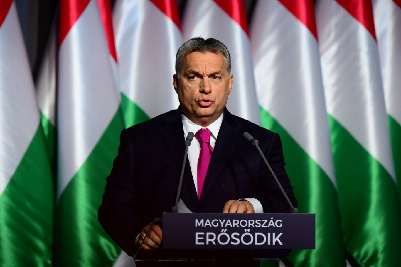 Az állami cég nem hajlandó megmondani, miért adott 320 milliót Orbán polgári körének