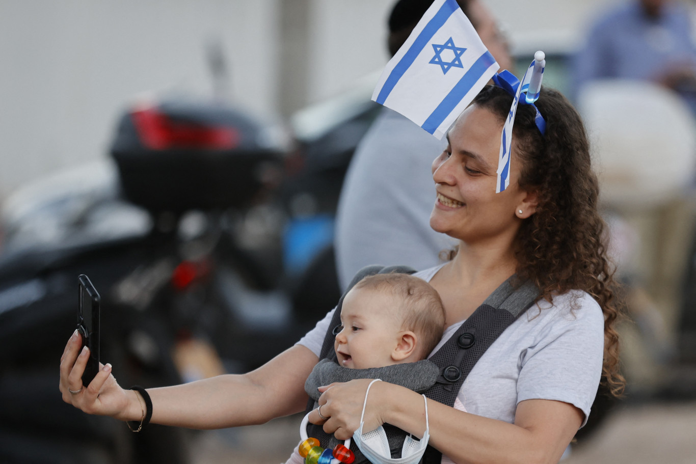 Izraelben engedélyezték az elesett katonák spermájának kinyerését, és már több gyerek született belőlük – Qubit