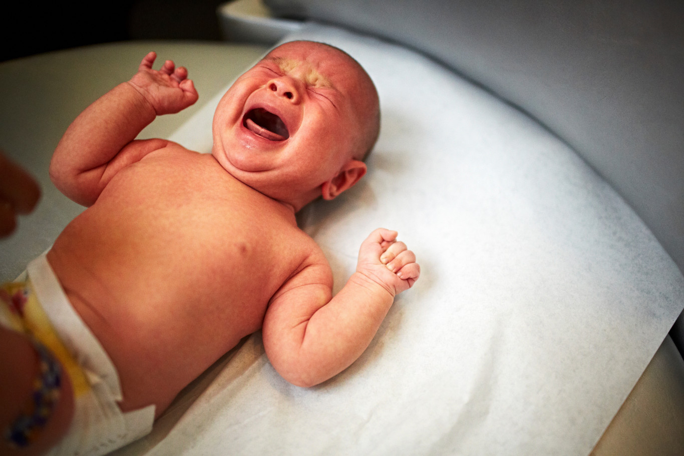 miért fogynak a csecsemők a születés után